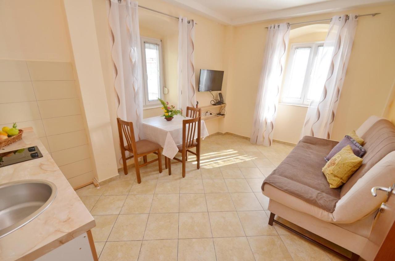 Tau Mir I Dobro Apartment Kotor Exterior photo