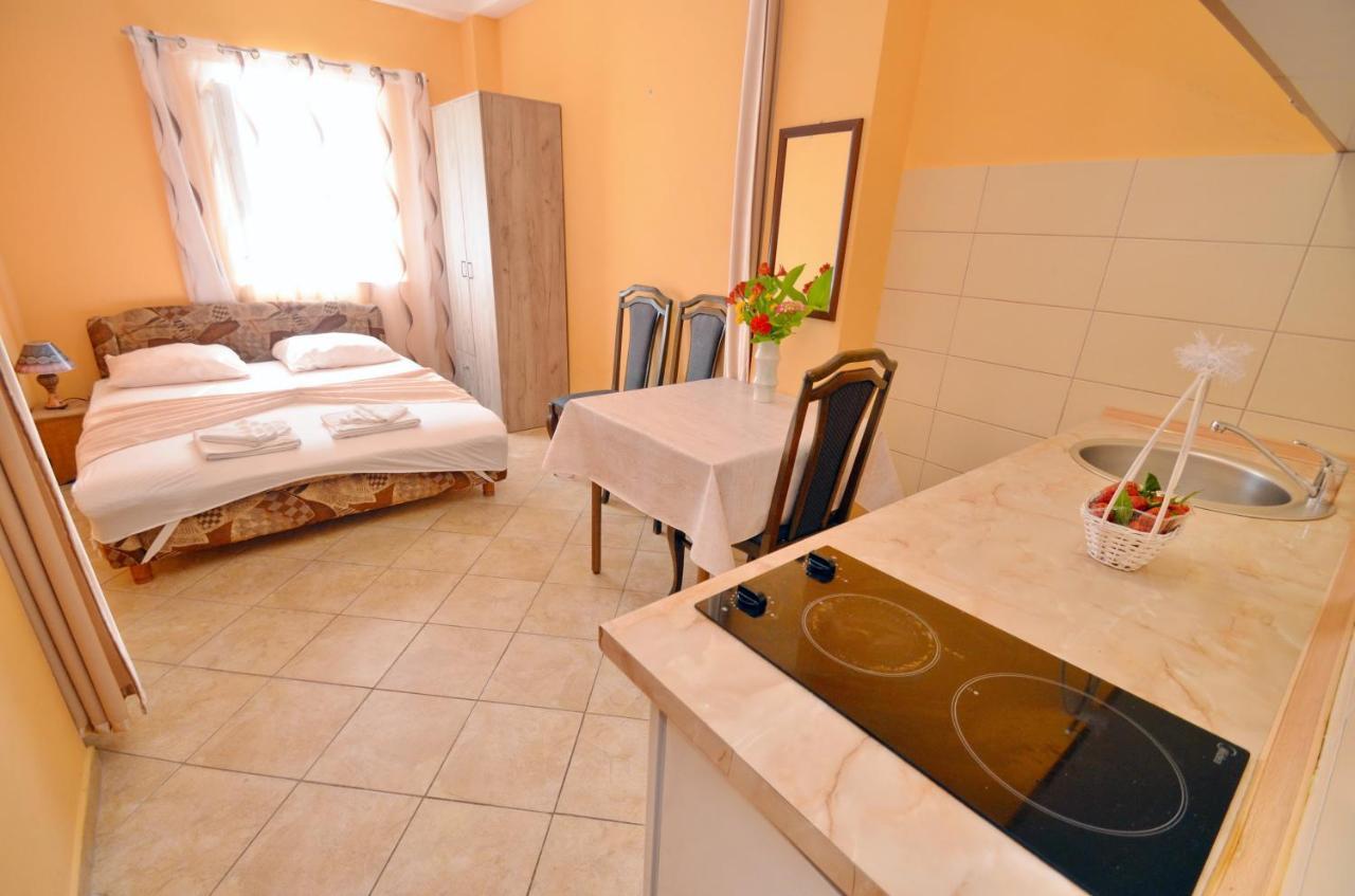 Tau Mir I Dobro Apartment Kotor Exterior photo