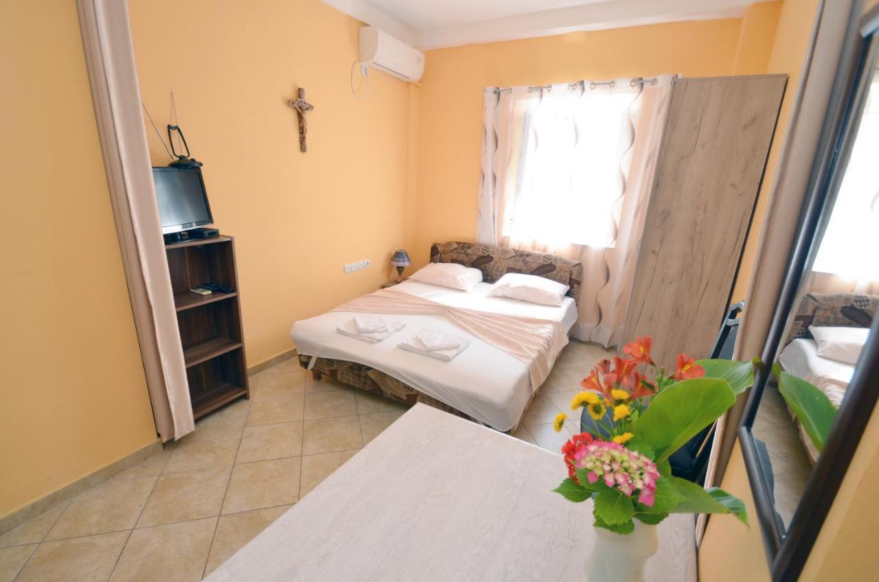 Tau Mir I Dobro Apartment Kotor Exterior photo